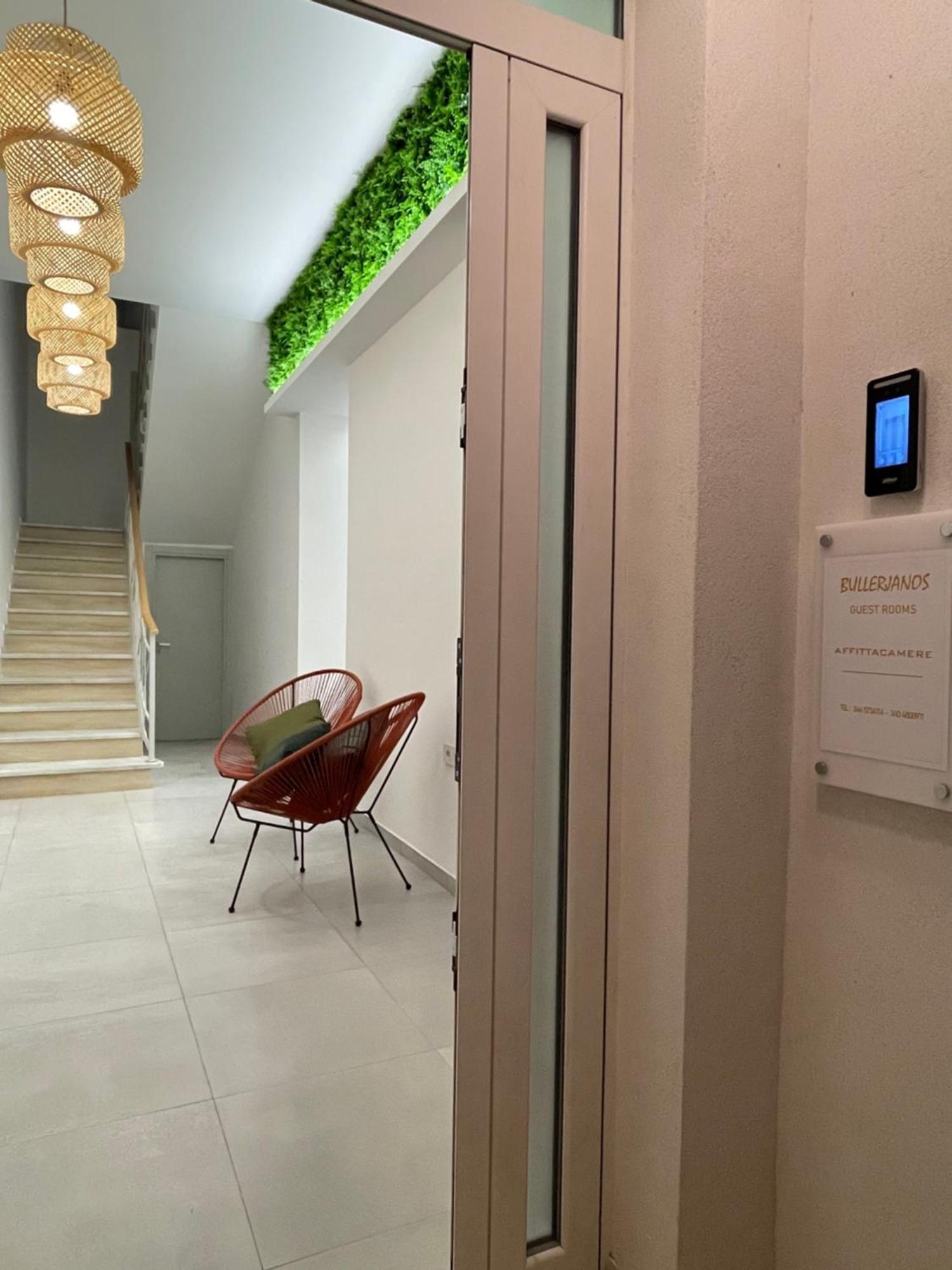 Bullerjanos Hotel Олбия Екстериор снимка