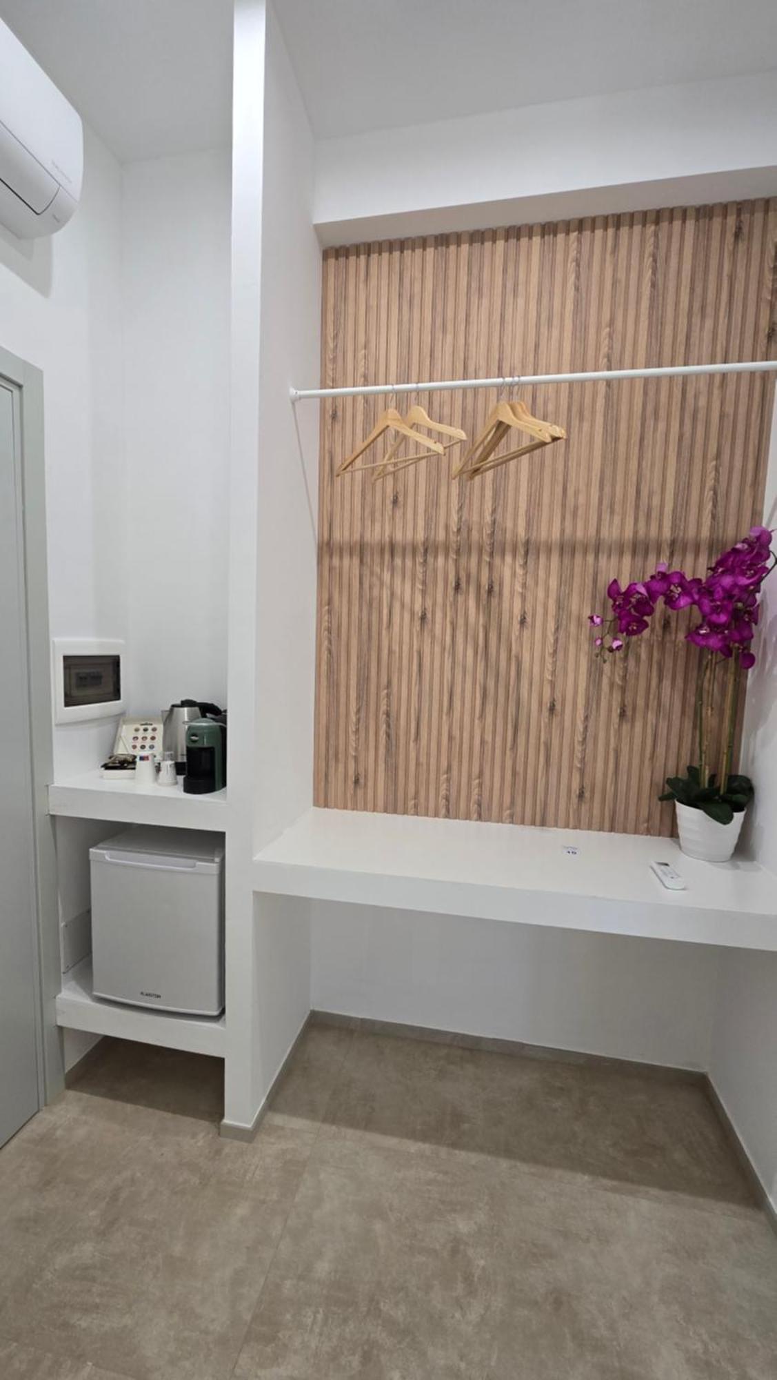 Bullerjanos Hotel Олбия Екстериор снимка