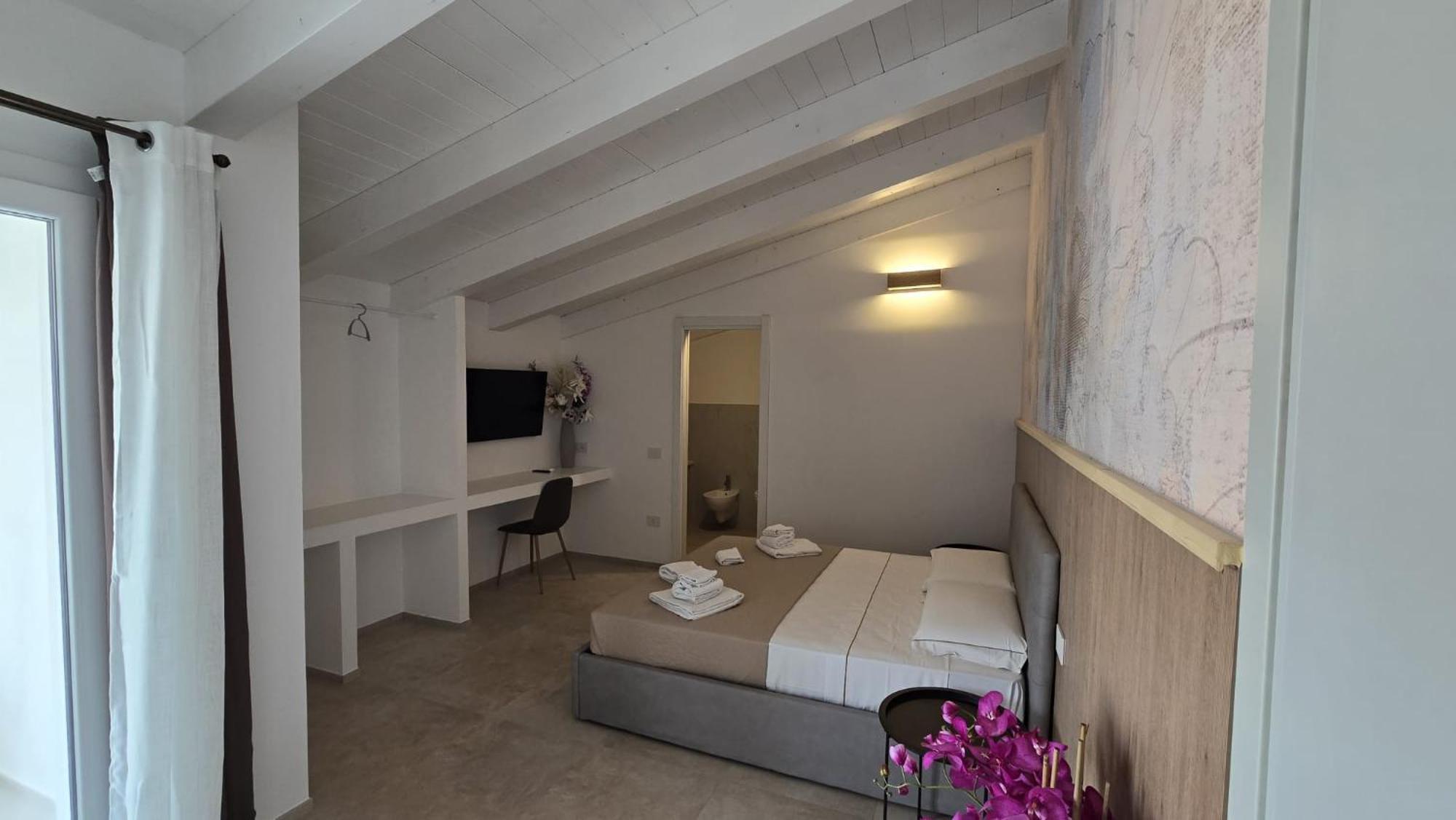 Bullerjanos Hotel Олбия Екстериор снимка